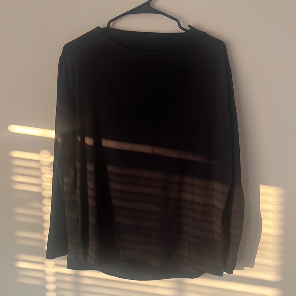 Lululemon Long Black Athletic Top- Back in Action